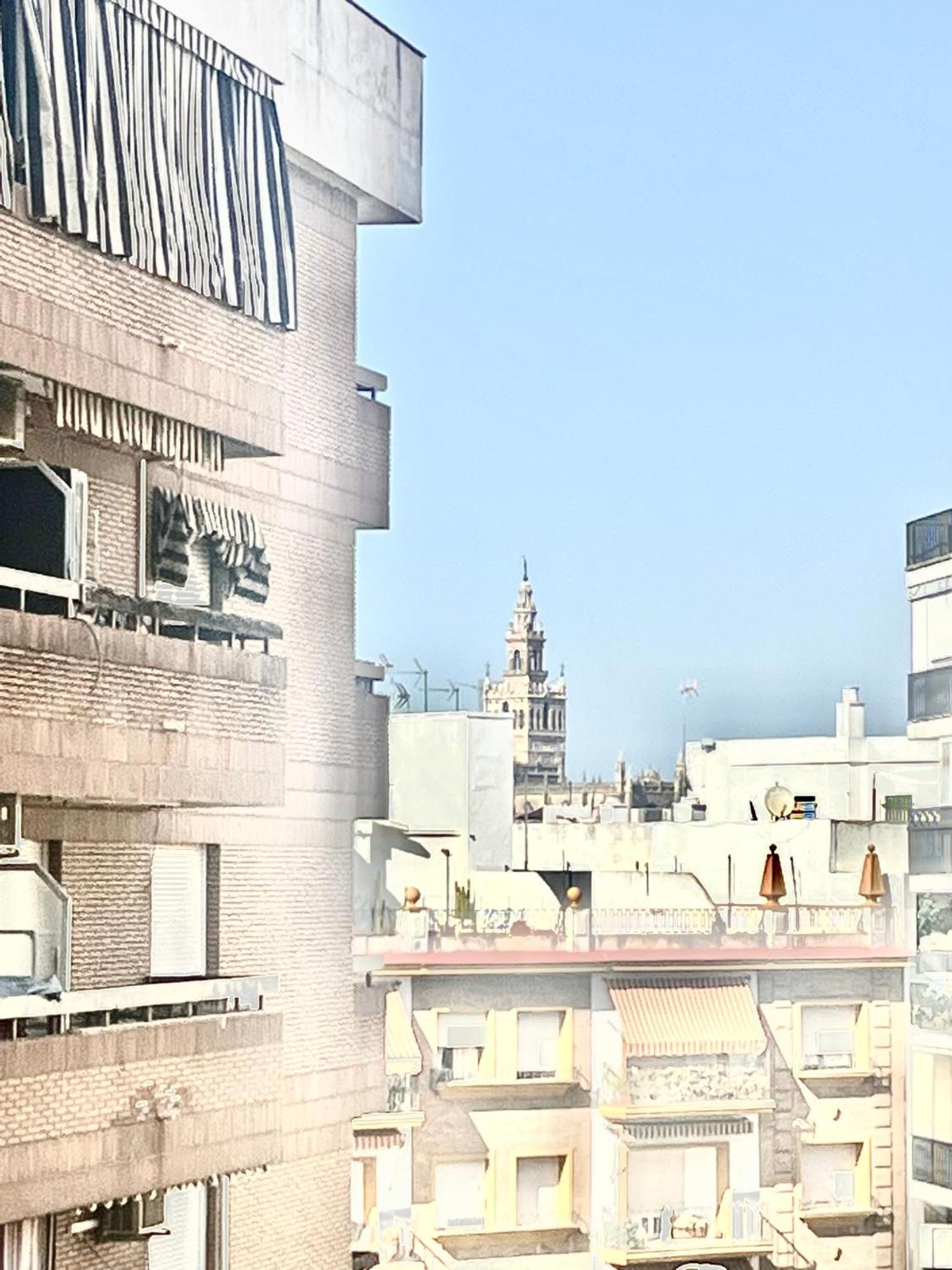 Triana In Hotel 24H Sevilla Eksteriør billede
