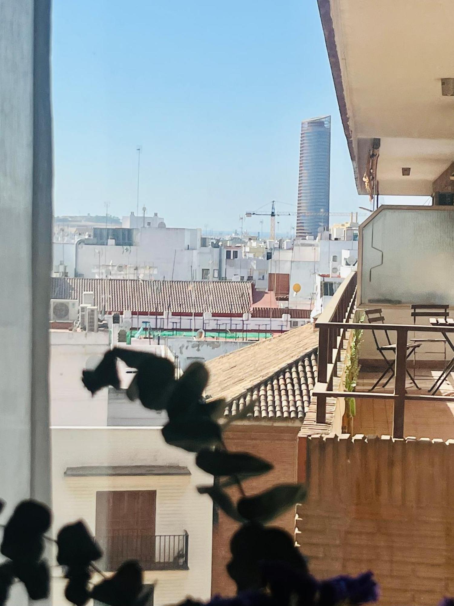 Triana In Hotel 24H Sevilla Eksteriør billede